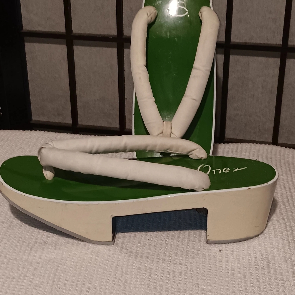 Japanese Geta Sandals - Picture 7 of 11